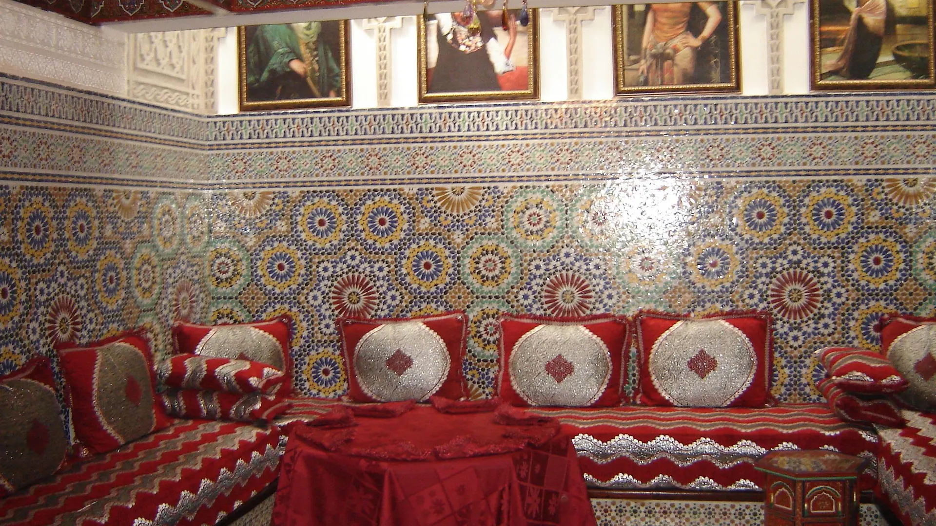 ***  Hotel Moroccan House Casablanca Maroc