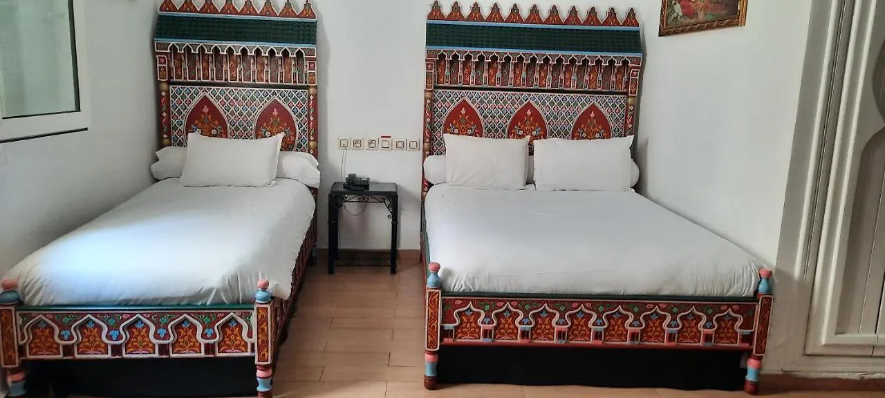 Hotel Moroccan House Casa Blanca 3*,