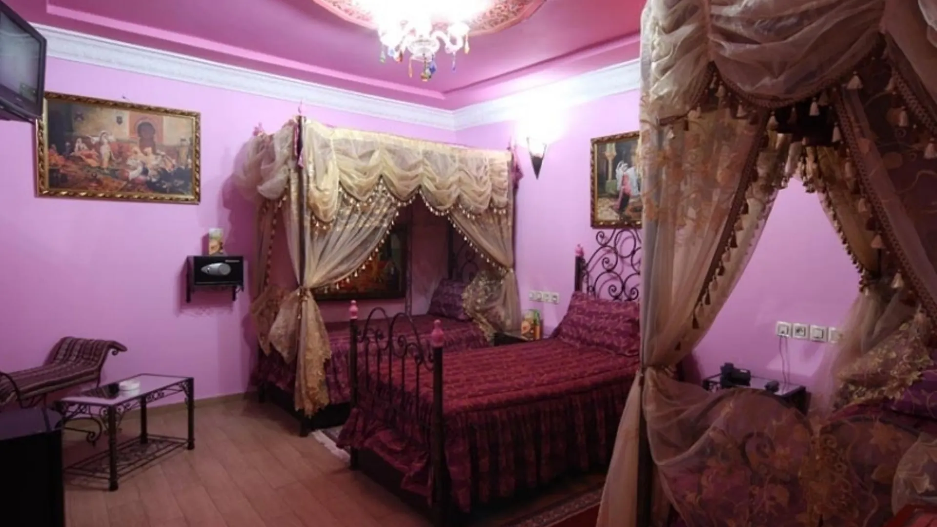 Hotel Moroccan House Casa Blanca 3*,