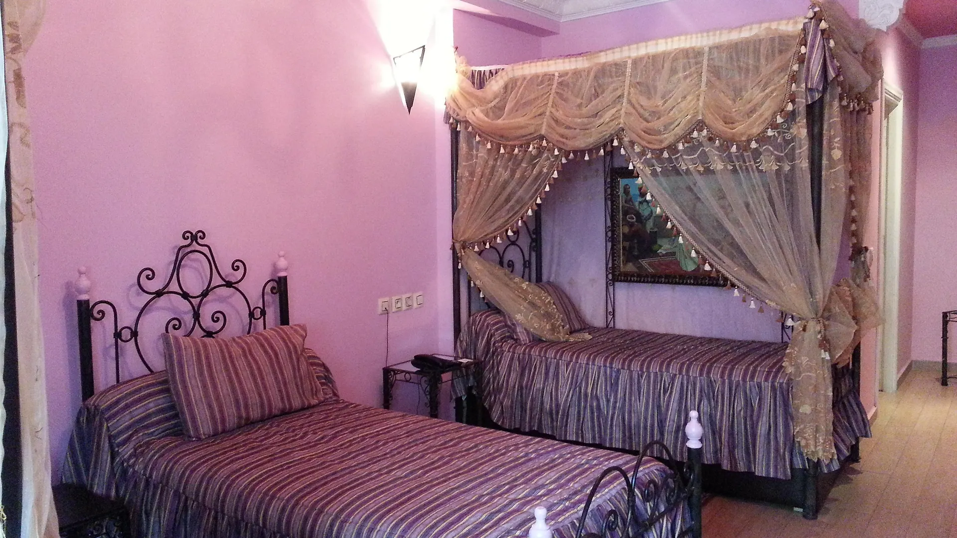 Hotel Moroccan House Casa Blanca 3*,  Marruecos